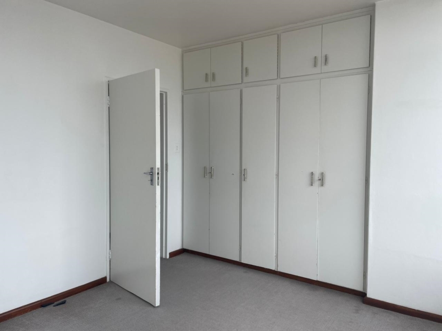 2 Bedroom Property for Sale in Summerstrand Eastern Cape